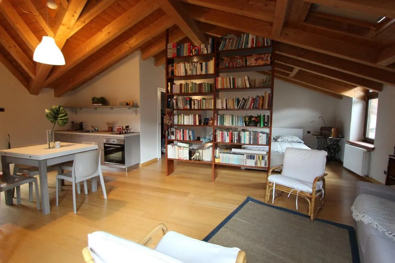 Appartamento Casa Vacanze 'Lo Spirito Del Monte' Capo di Ponte Italia